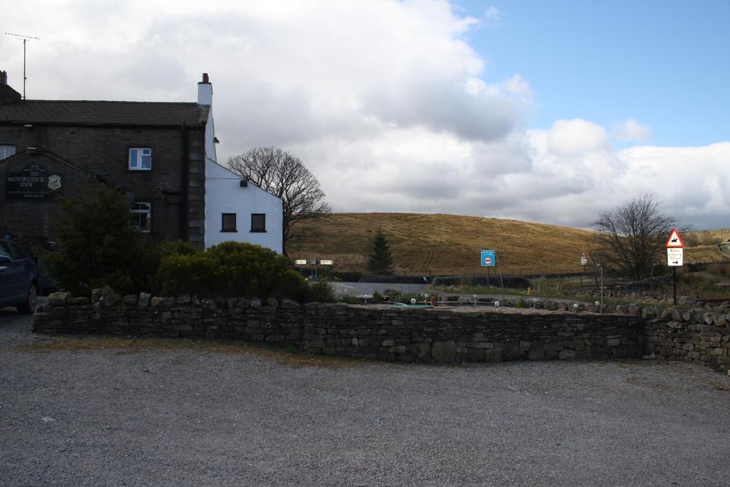 The Moorcock Inn Hawes Bagian luar foto
